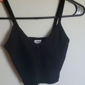 Aritzia Sunday Best Crop Top
